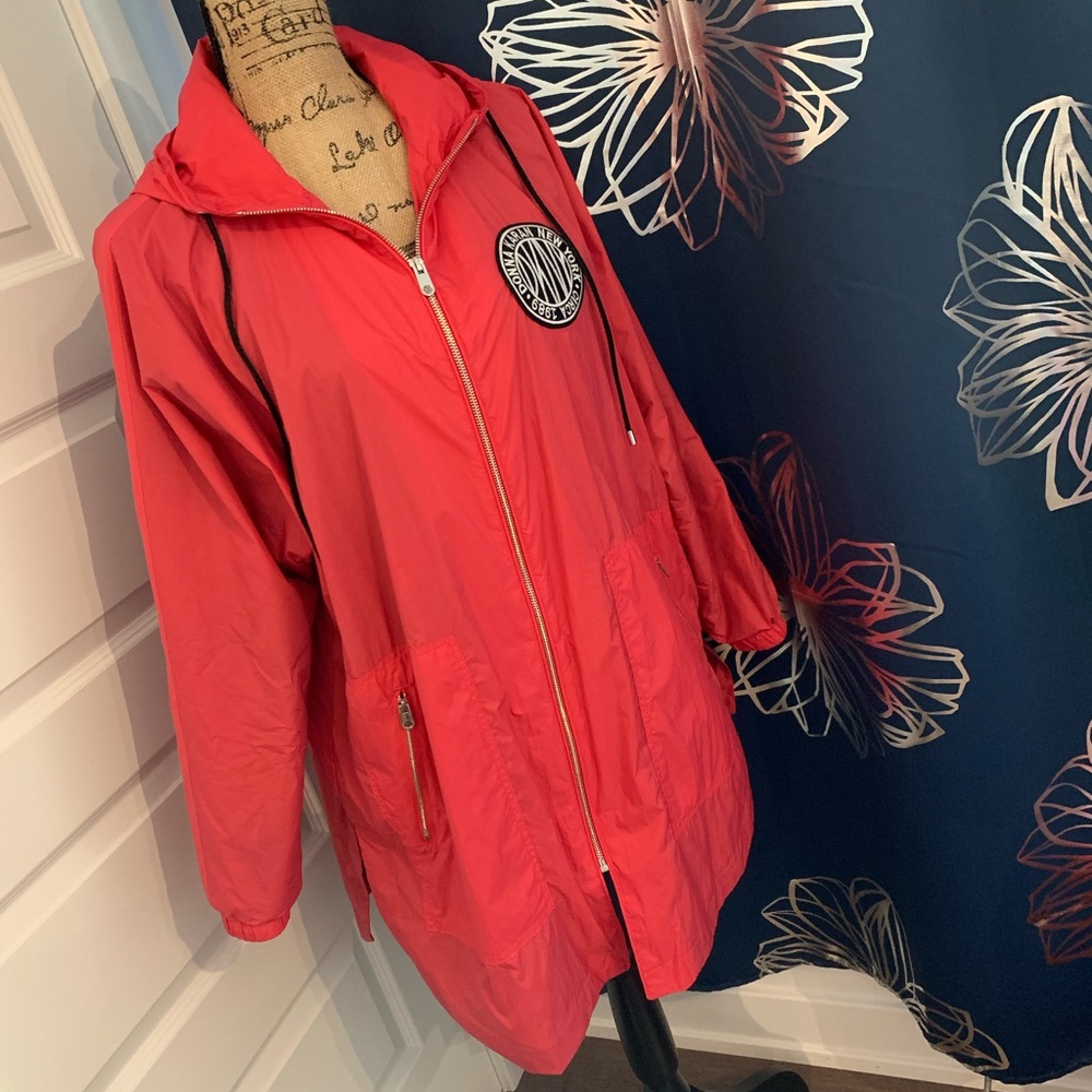 NWOT DKNY Hot pink Hooded lightweight long jacket, oversized windbreaker